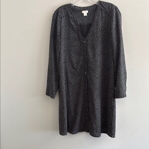 Chic Black and White Long Sleeve Dress